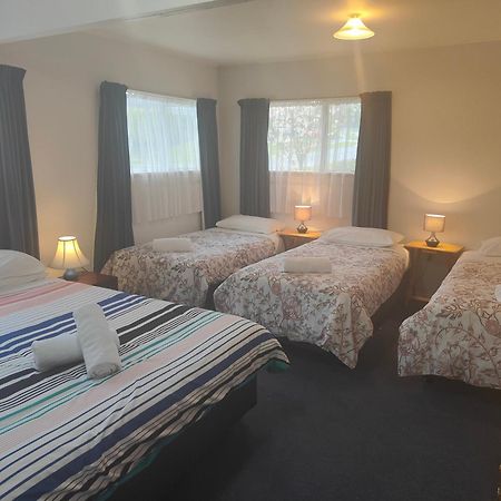 Villa The Family Hub Lago Lago Taupo Exterior foto