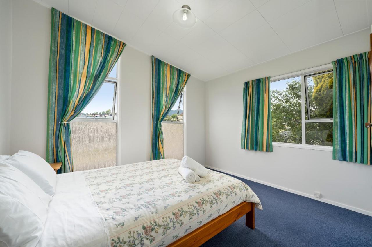 Villa The Family Hub Lago Lago Taupo Exterior foto