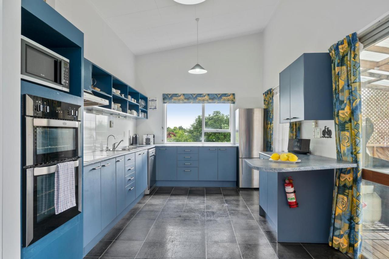 Villa The Family Hub Lago Lago Taupo Exterior foto